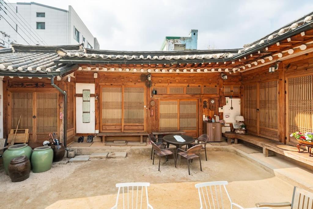 Namhyundang - Hanok Korean Traditional House Seul Zewnętrze zdjęcie