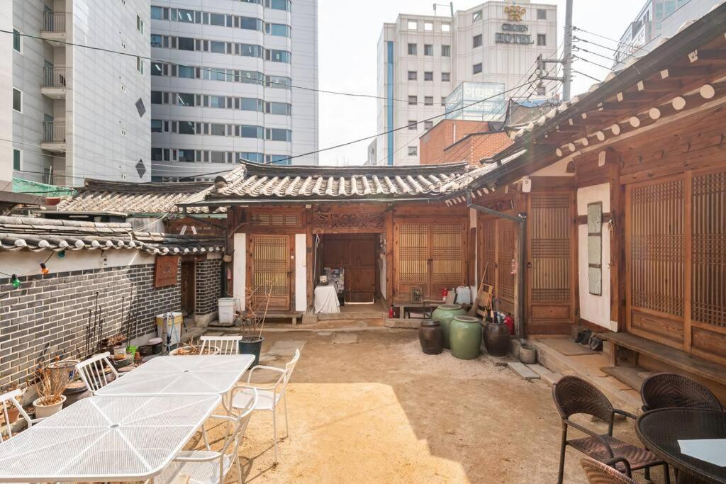 Namhyundang - Hanok Korean Traditional House Seul Zewnętrze zdjęcie